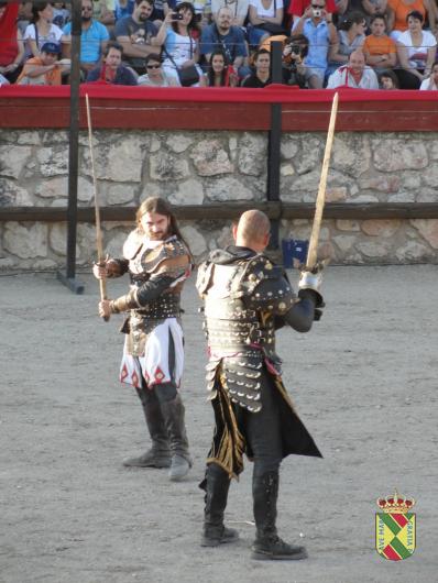 FM-2012_LUCHA DE ESPADAS