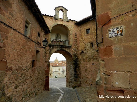 Portal_mayor_de_siguenza